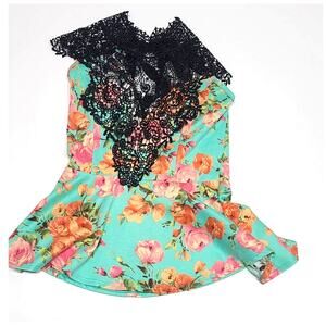 Every 1 lace floral halter tank women's small